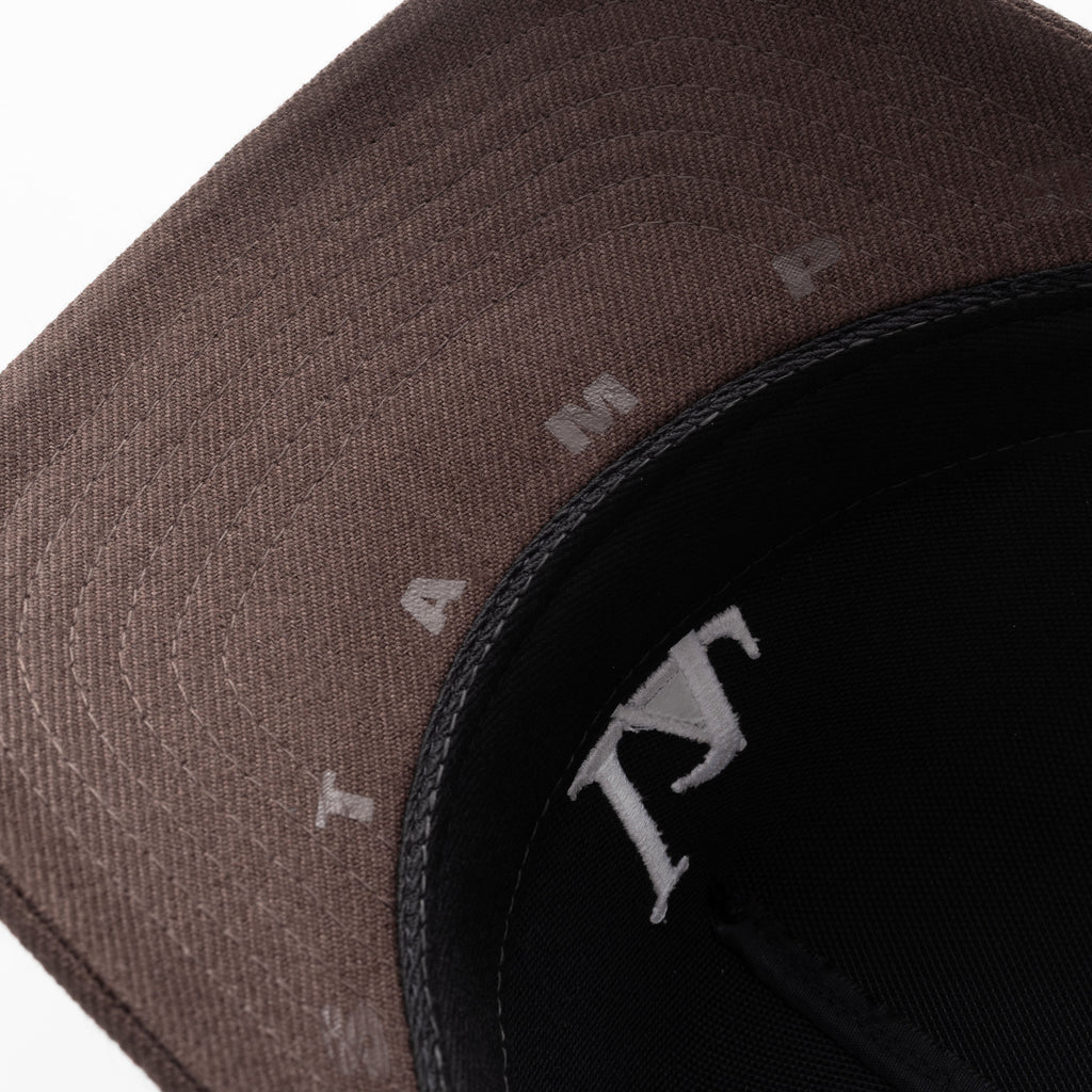 LA 001 Structured Trucker